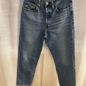 Levi's Blue Straight Jeans with Classic Five-Pocket Design